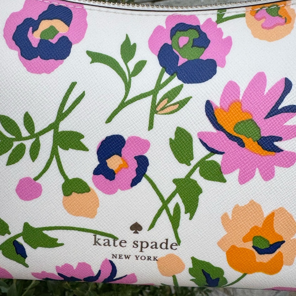 ❌SOLD ❌🌸🌼Brand New Kate Spade Sadie Printed Small Crossbody 🌸🌼 - Picture 11 of 14